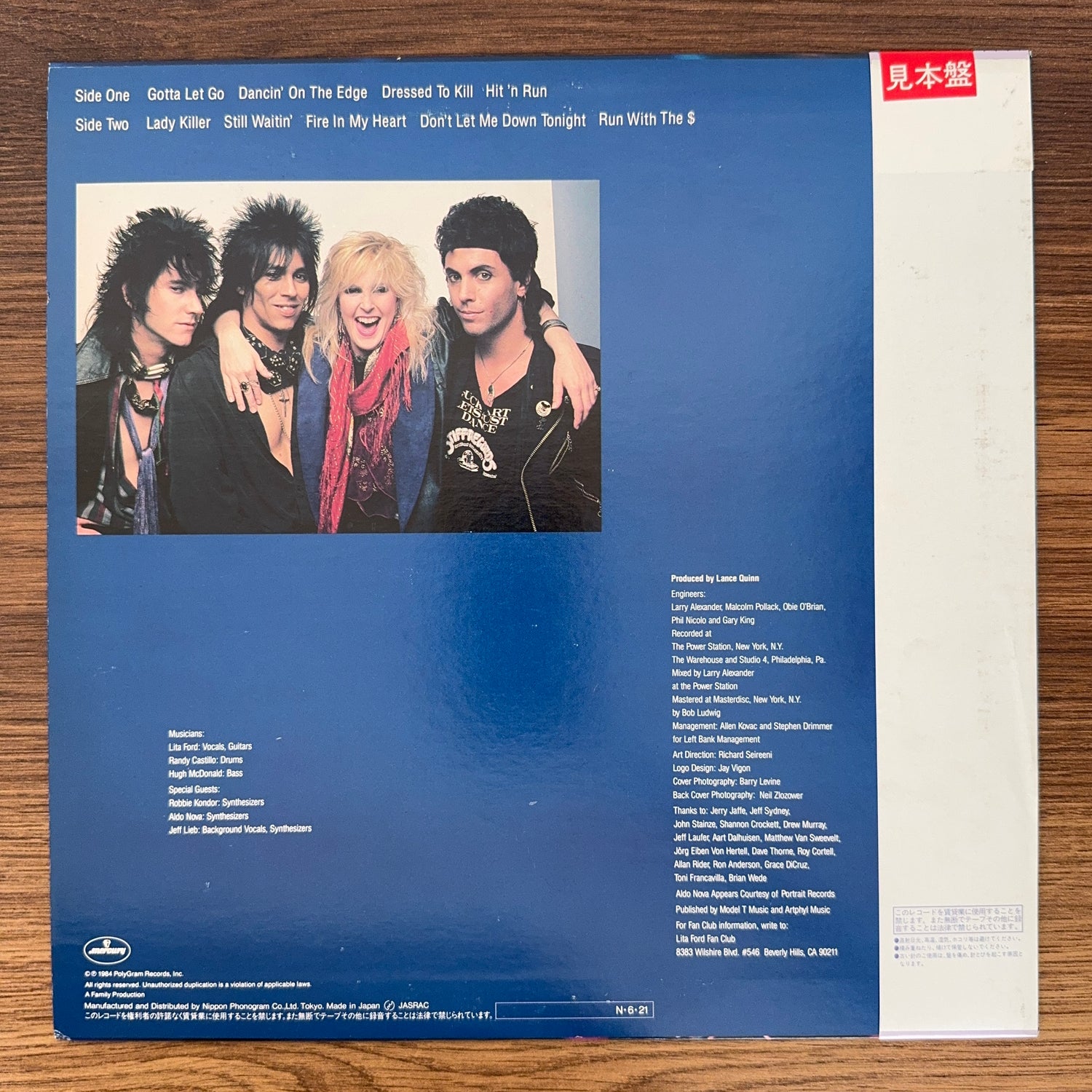 Lita Ford – Dancin' On The Edge