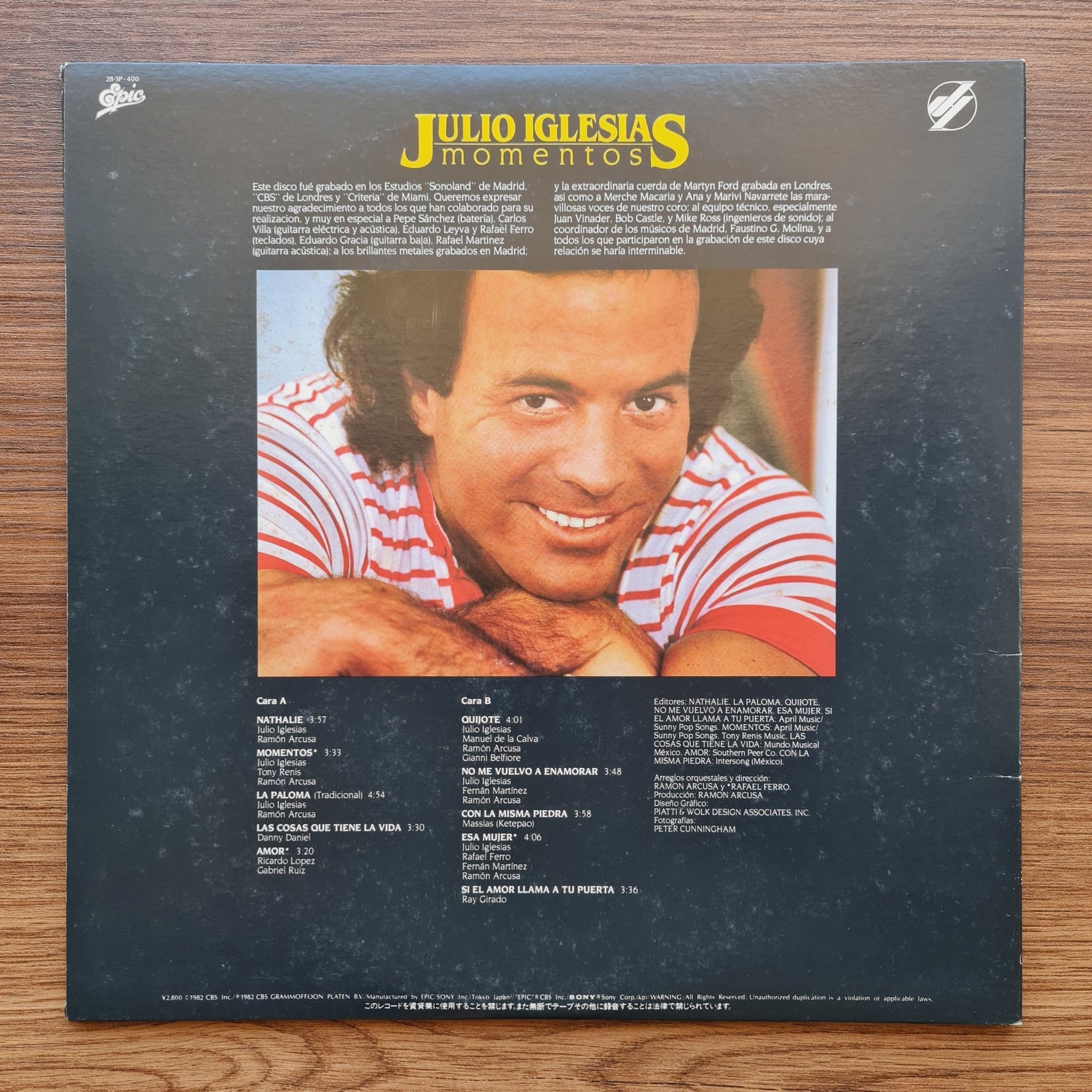 Julio Iglesias – Momentos Only Japan Vinyl