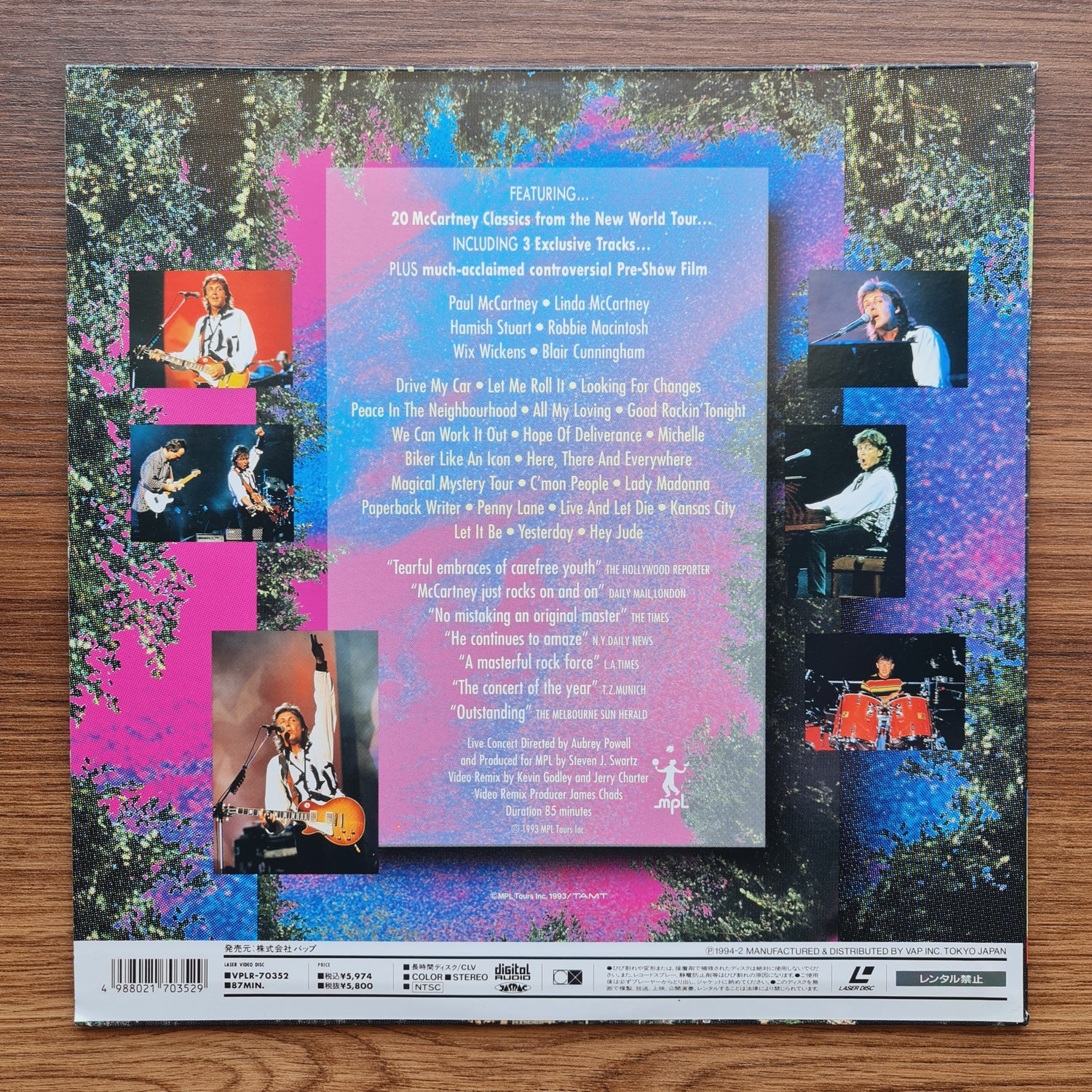 Paul McCartney – Paul Is Live - In Concert On The New World Tour LaserDisc