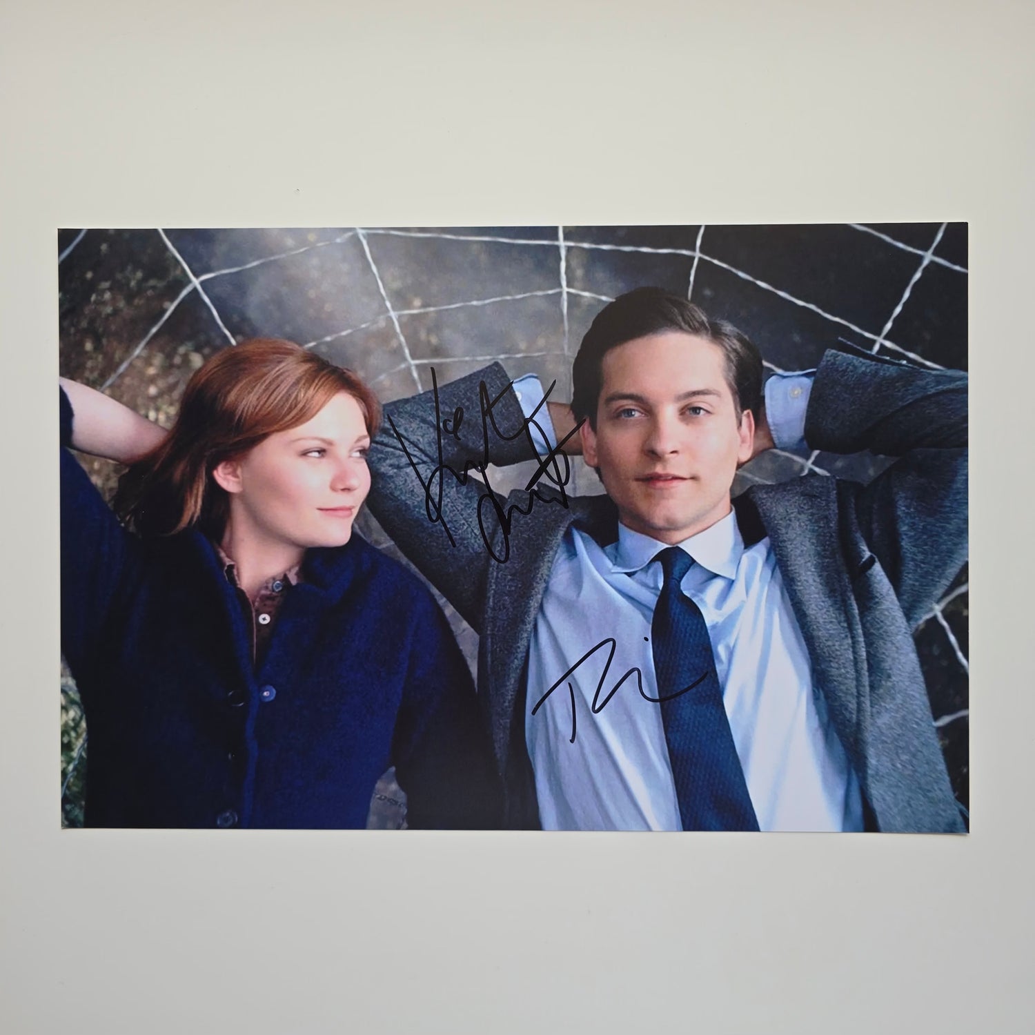 Tobey Maguire & Kirsten Dunst, Spider-Man 20x30 cm Boyutunda Islak İmzalı Fotoğraf (Ömür Boyu COA)