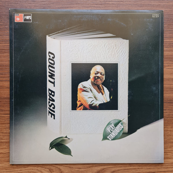 Count Basie – Play Standards