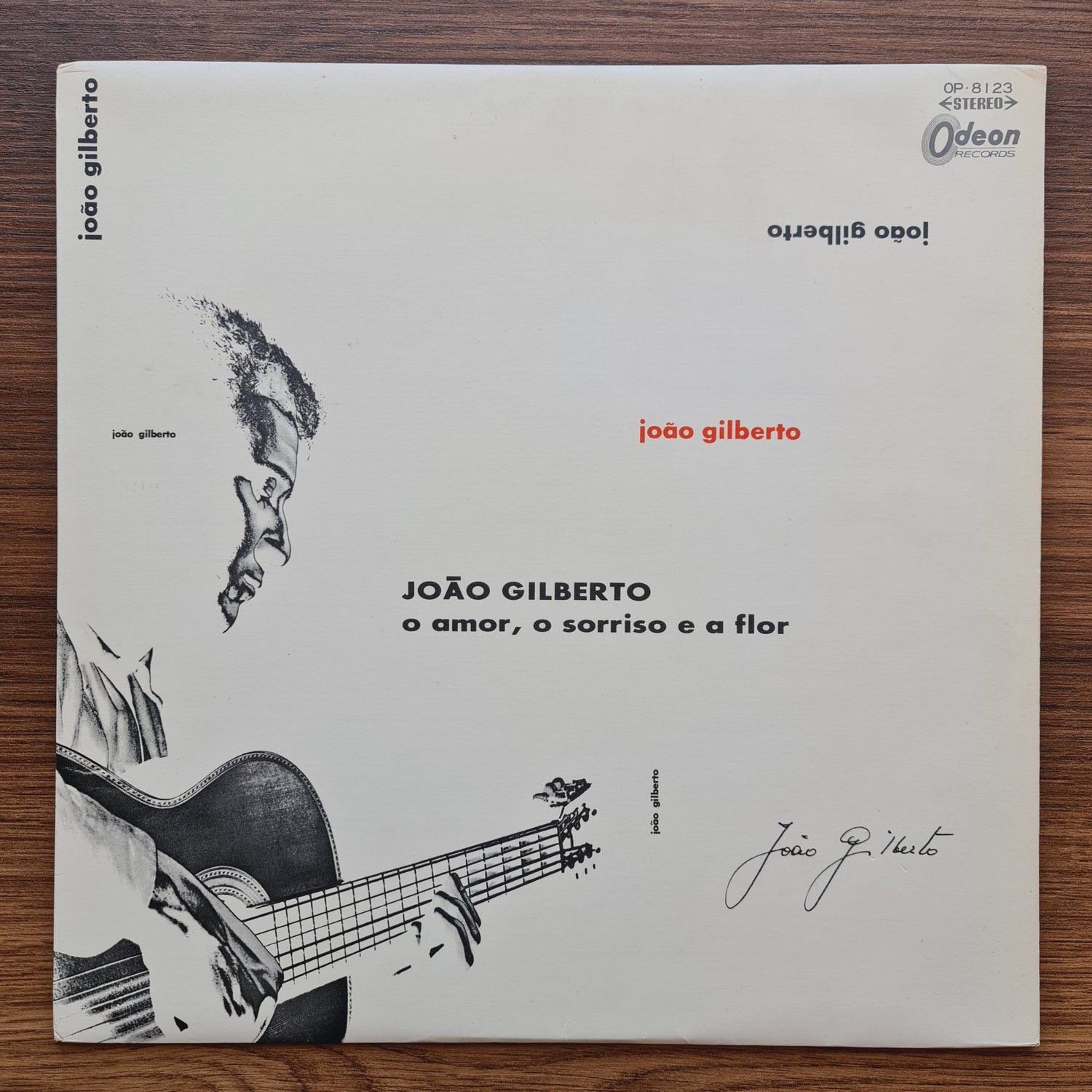 Joao Gilberto – O Amor, O Sorriso E A Flor