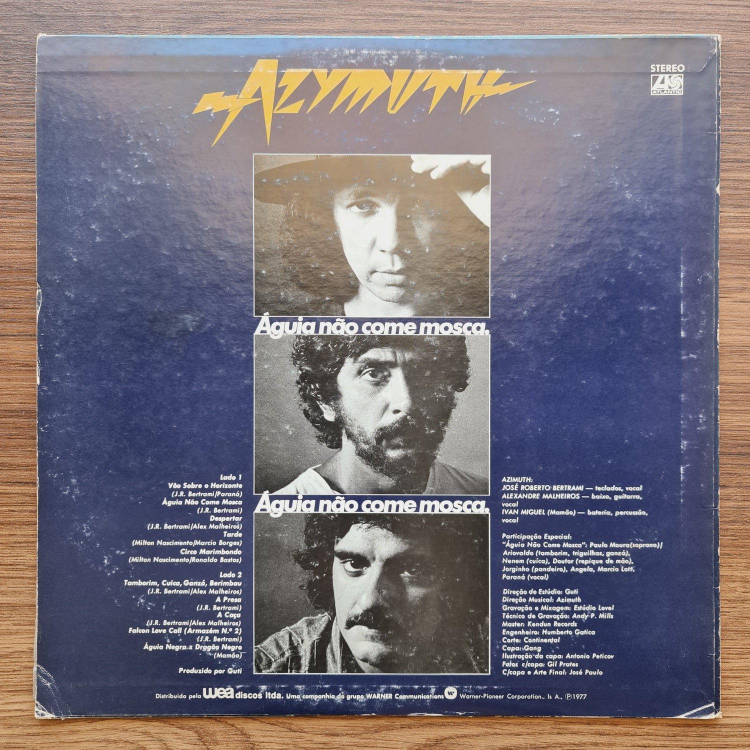 Azymuth – Águia Não Come Mosca