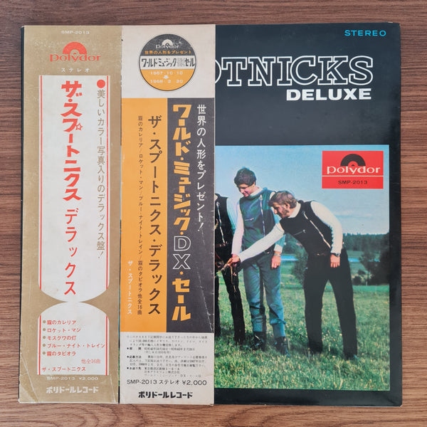 The Spotnicks – The Spotnicks Deluxe