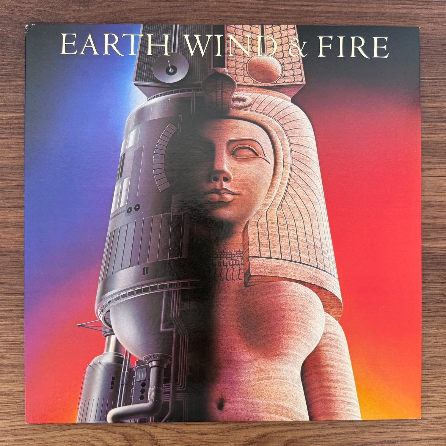Earth, Wind & Fire – Raise!