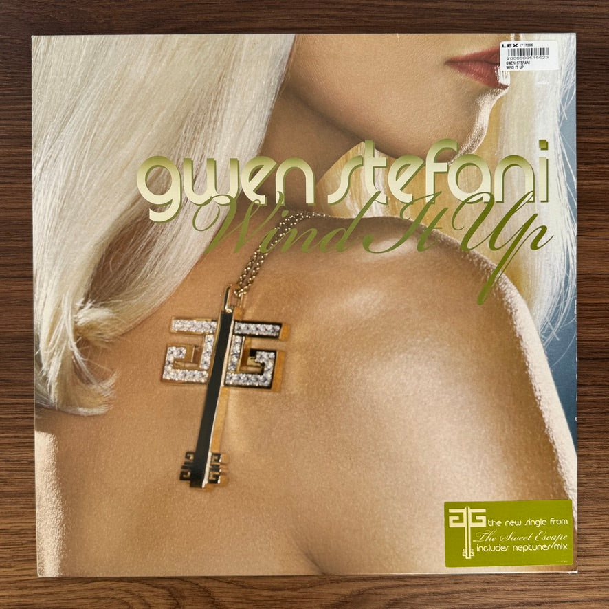 Gwen Stefani – Wind It Up