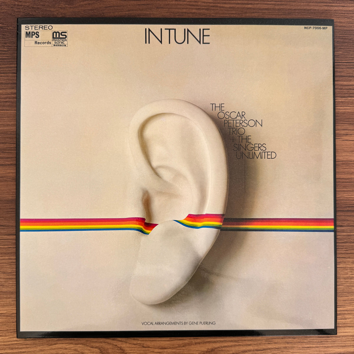 The Oscar Peterson Trio + The Singers Unlimited – In Tune Japan Vinyl
