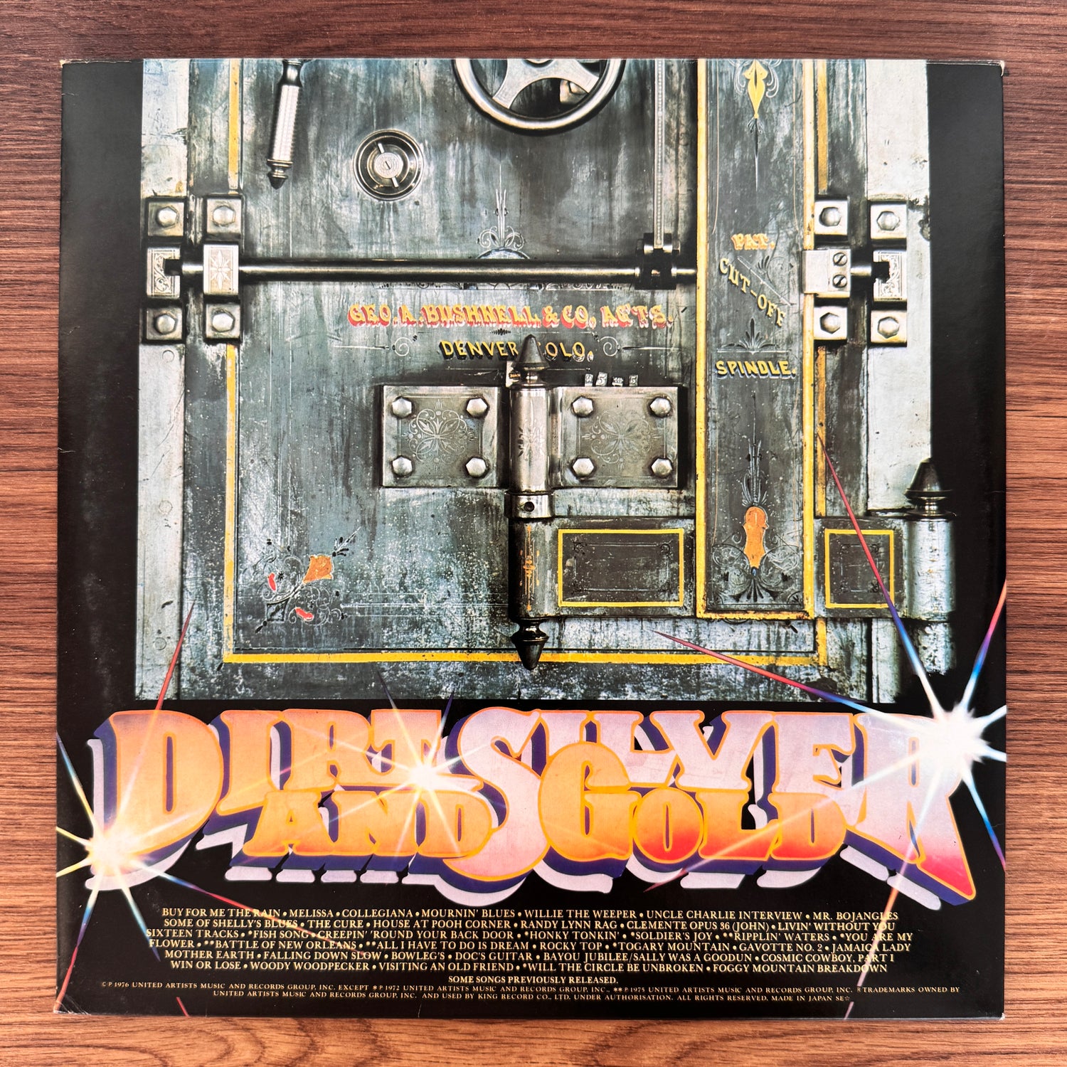 The Nitty Gritty Dirt Band - Dirt, Silver & Gold