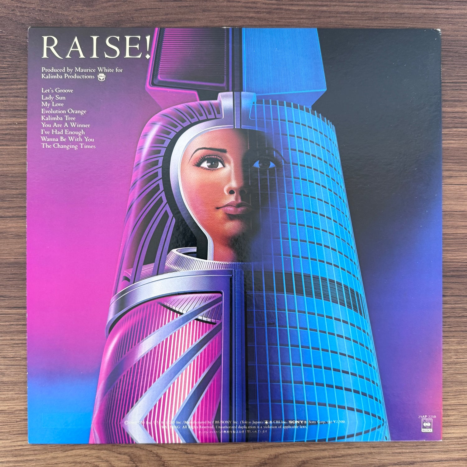 Earth, Wind & Fire – Raise!