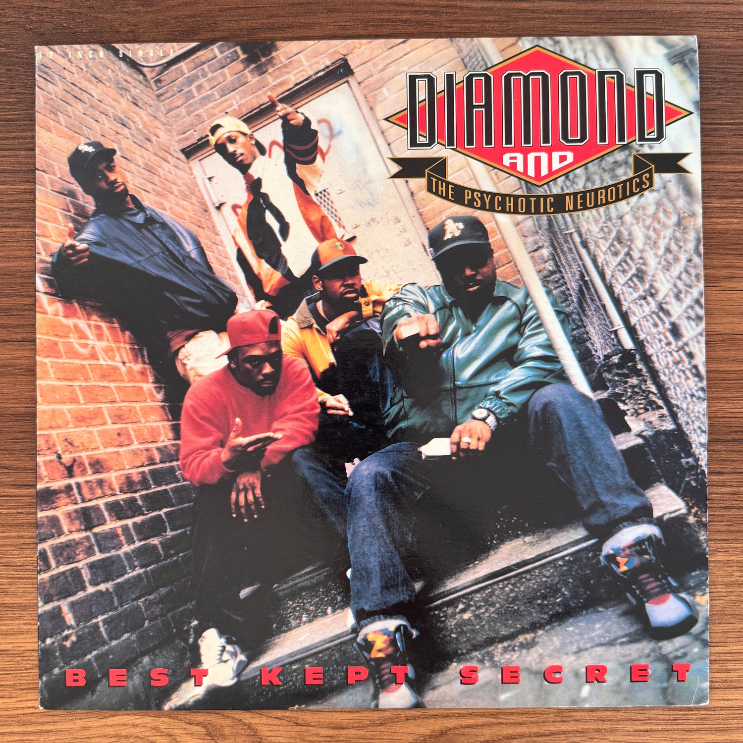 Diamond And The Psychotic Neurotics – Best Kept Secret
