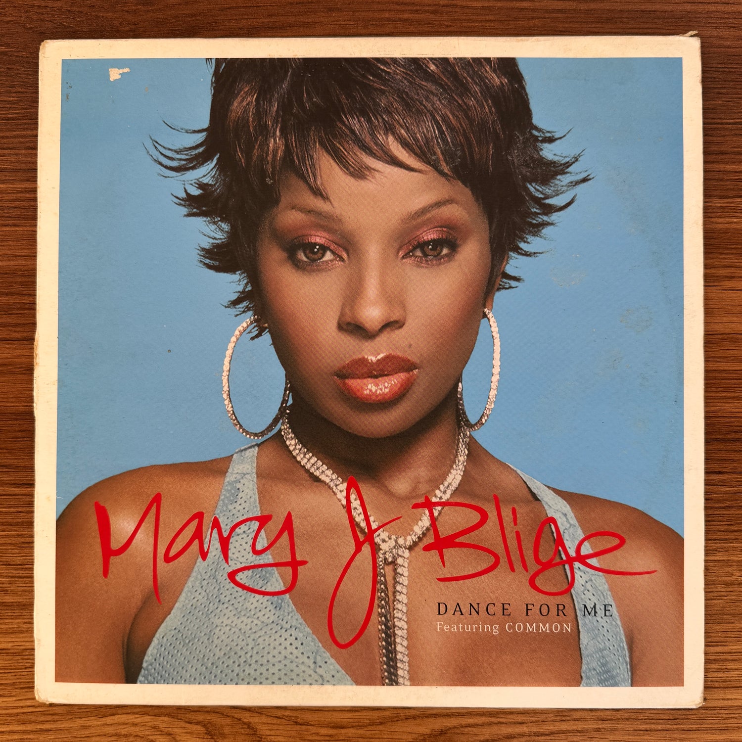 Mary J. Blige Featuring Common – Dance For Me