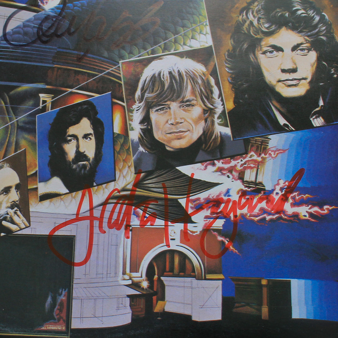 The Moody Blues – Caught Live +5 İmzalı Plak Japan Vinyl