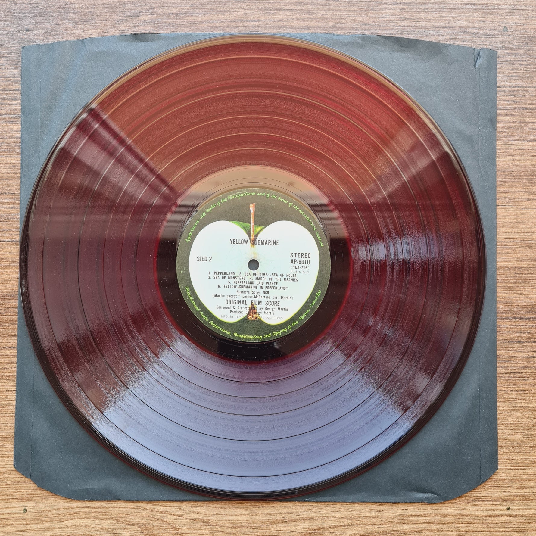 The Beatles – Yellow Submarine (Red Vinyl) Japan Vinyl