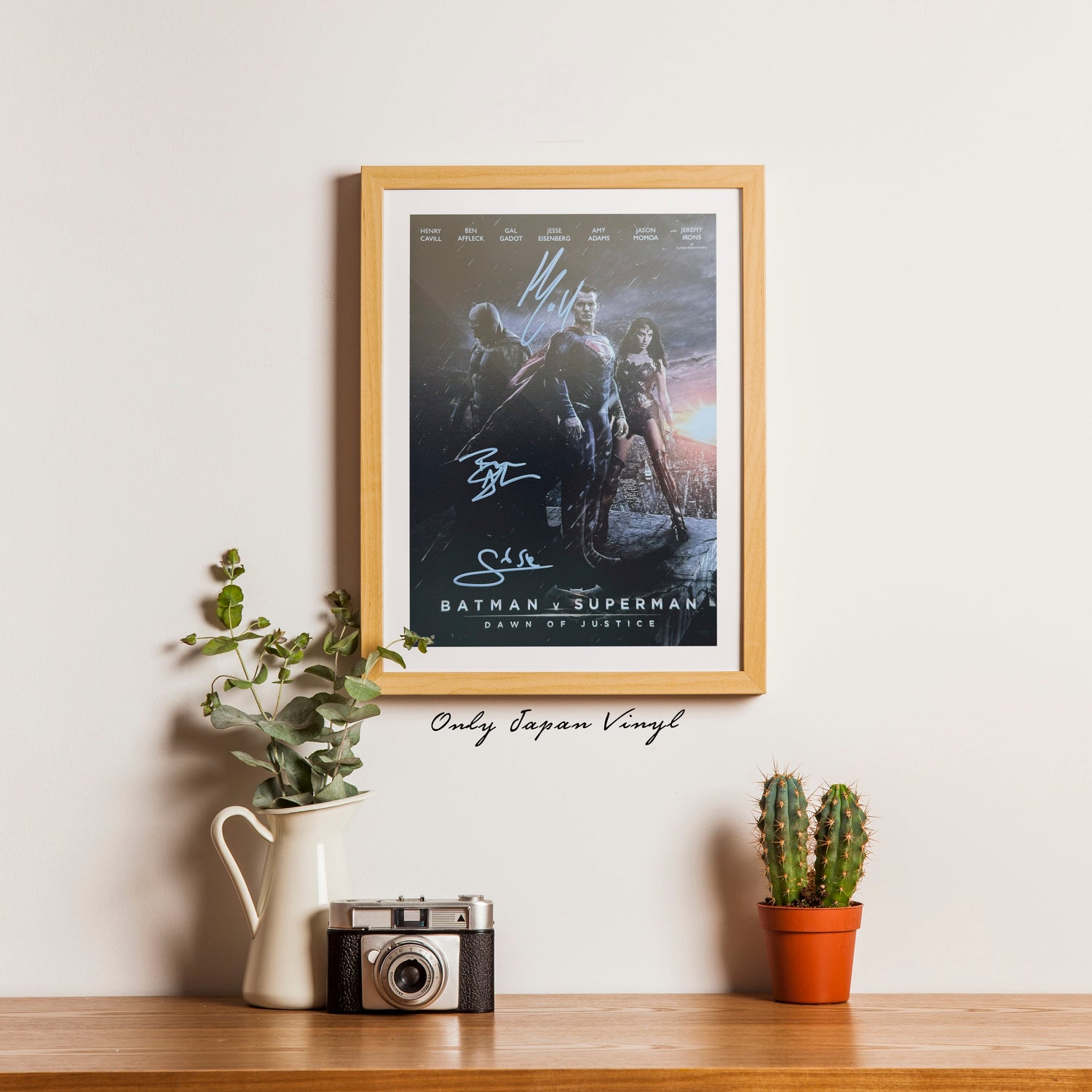 Henry Cavill, Gal Gadot & Ben Affleck 20x30 cm El İmzalı Fotoğraf(Ömür Boyu COA) Japan Vinyl