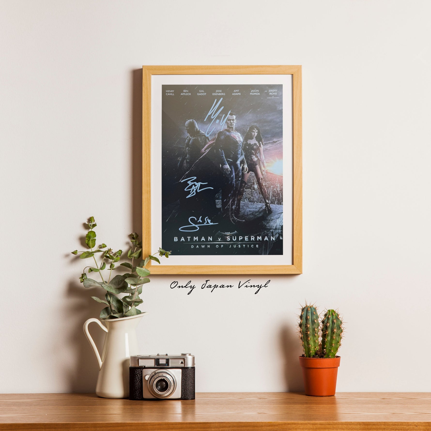 Henry Cavill, Gal Gadot & Ben Affleck 20x30 cm El İmzalı Fotoğraf(Ömür Boyu COA) Japan Vinyl