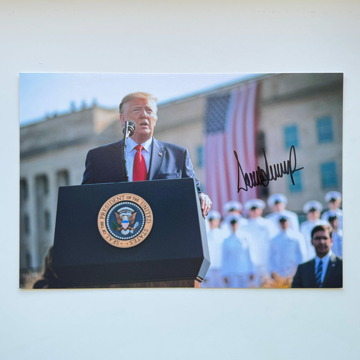 Donald Trump 20x30 cm Boyutunda El İmzalı Fotoğraf (Ömür Boyu COA) Japan Vinyl