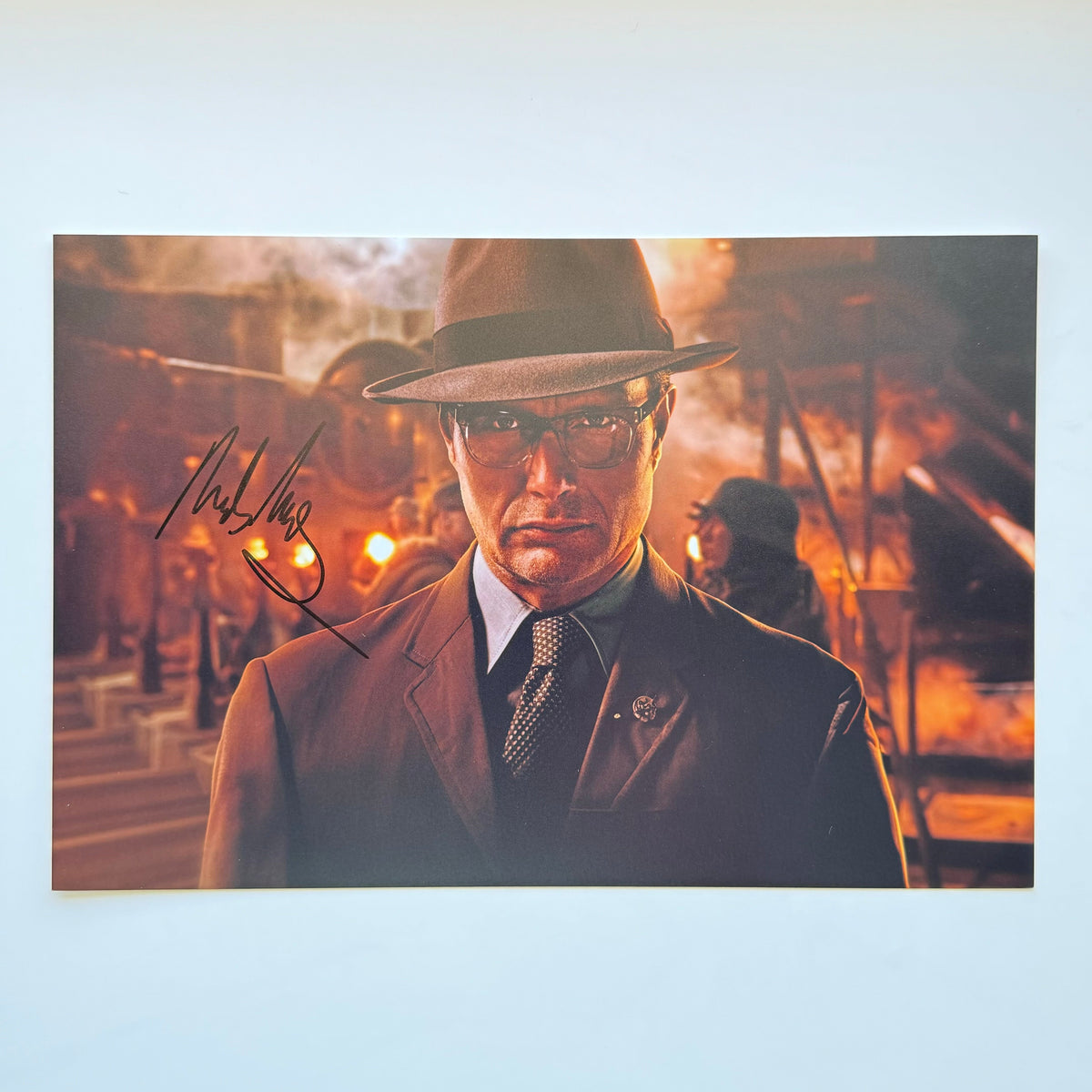 Mads Mikkelsen 20x30 cm Boyutunda El İmzalı Fotoğraf (Ömür Boyu COA) Japan Vinyl