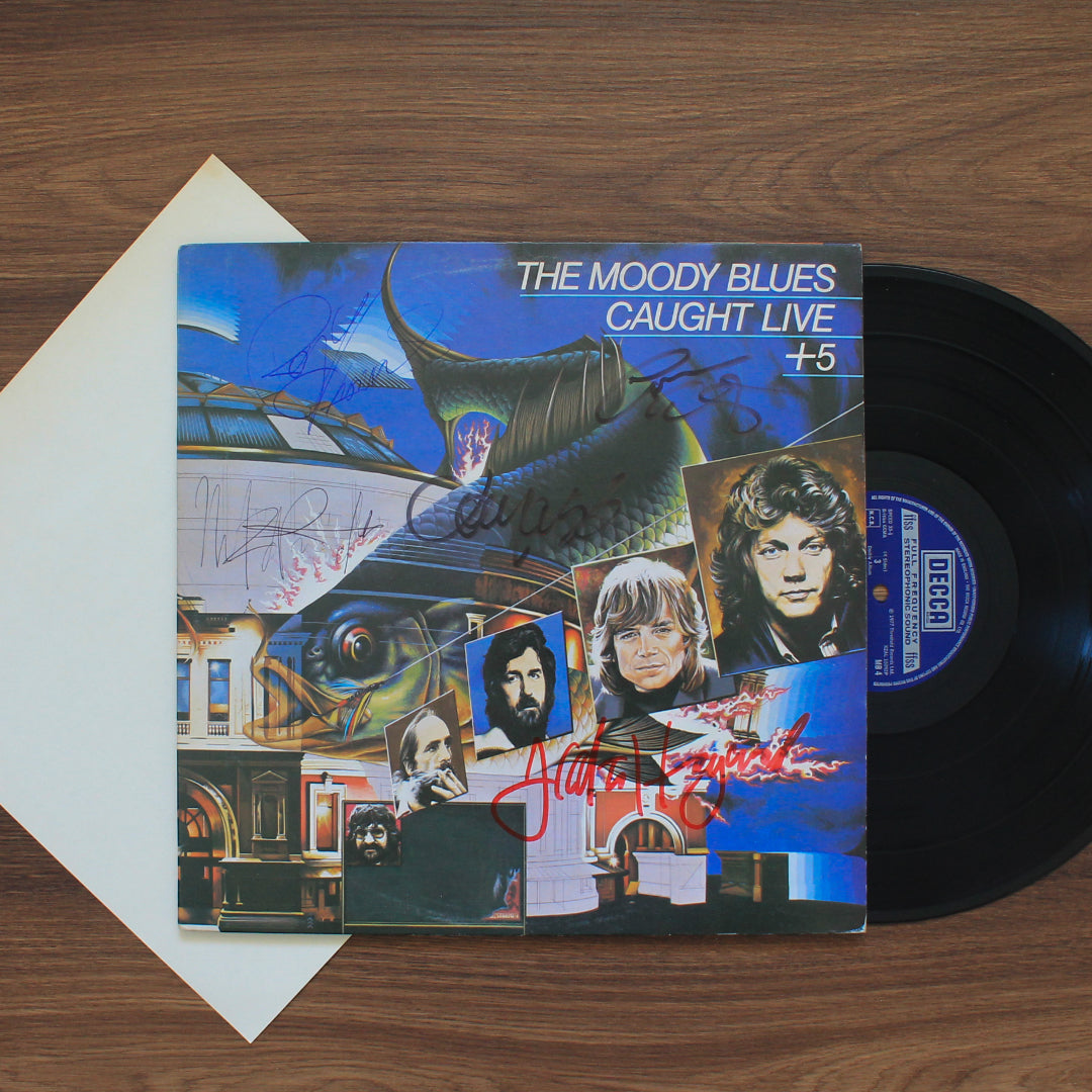 The Moody Blues – Caught Live +5 İmzalı Plak Japan Vinyl