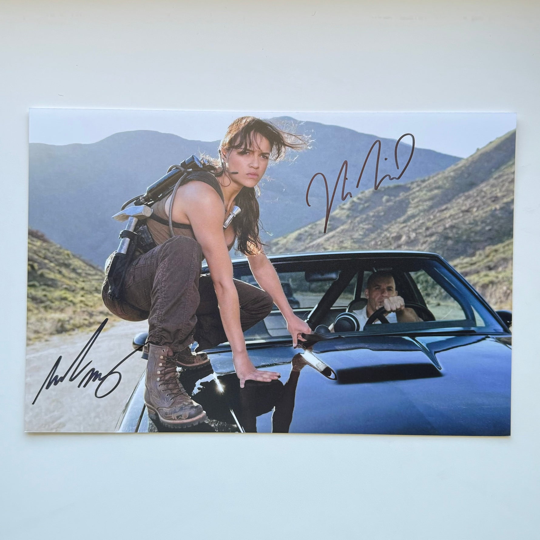 Vin Diesel & Michelle Rodriguez 20x30 cm El İmzalı Fotoğraf (Ömür Boyu COA) Japan Vinyl