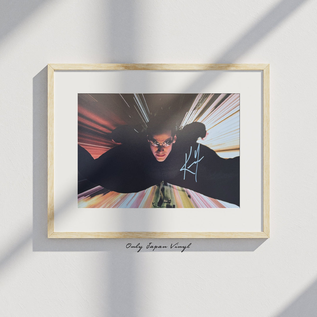 Keanu Reeves The Matrix 20x30 cm Boyutunda El İmzalı Fotoğraf (Ömür Boyu COA) Japan Vinyl