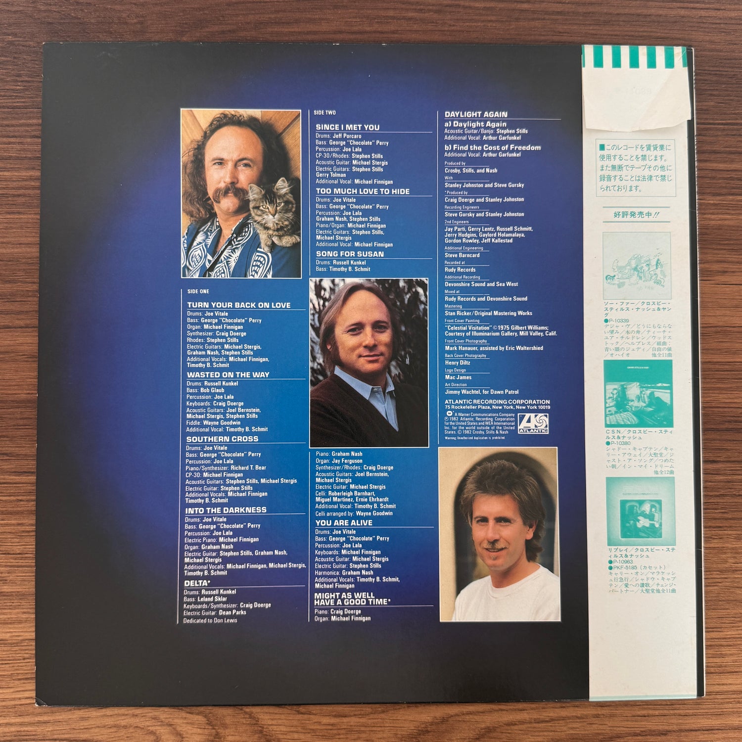 Crosby, Stills & Nash – Daylight Again