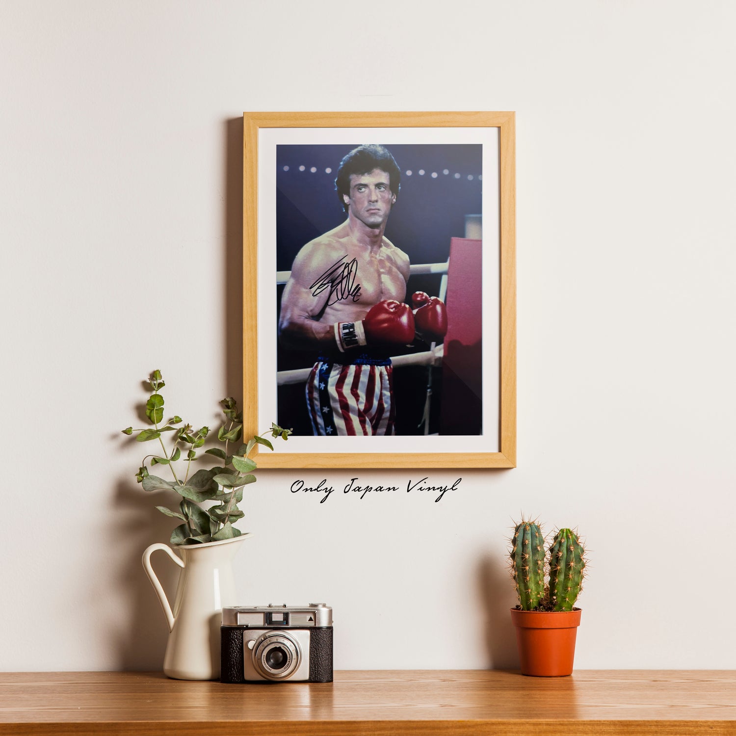 Sylvester Stallone, Rocky 20x30 cm Boyutunda Islak İmzalı Fotoğraf (Ömür Boyu COA)